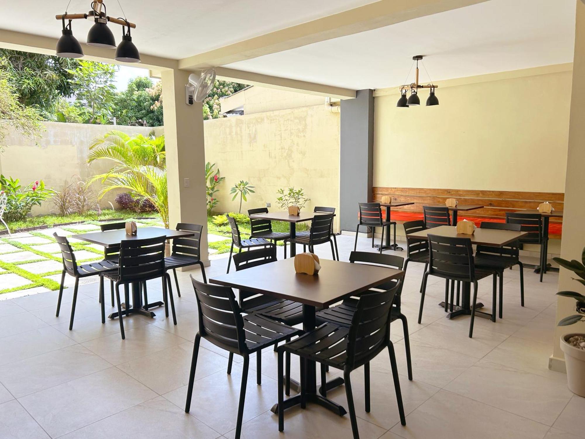 Hotel Rimani Σαν Σαλβαντόρ Εξωτερικό φωτογραφία